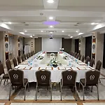 Selcuk Hotel 4*