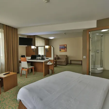 Ξενοδοχείο Selcuk 4*